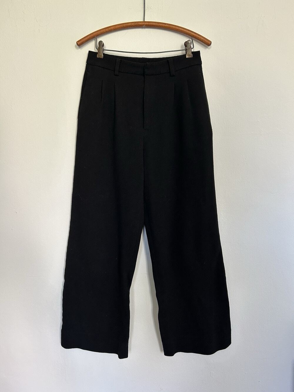 Monrow Black Waffle Knit Wide Leg Pants Pleated Lounge Trousers Women’s M 28x26